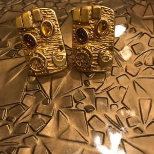 Unique Gorgeous Clip On Earrings